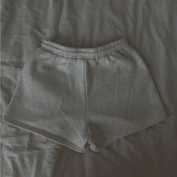 White Fox Offstage Lounge Shorts Glacier Grey - Picture 2 of 5